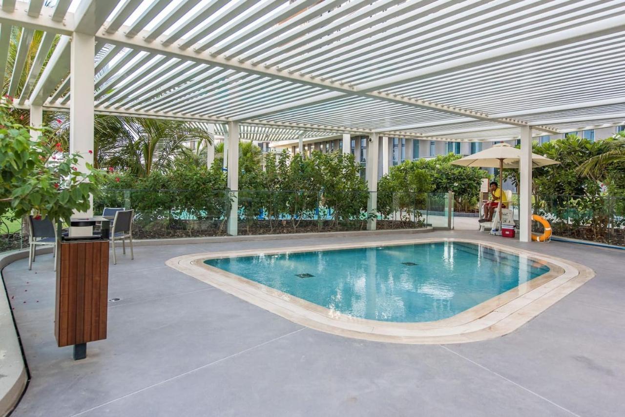 Luxurious 3 Bedroom W Maidroom In Bluewaters Island Dubái Exterior foto