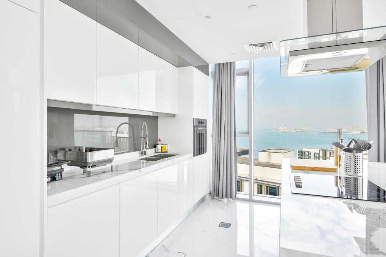 Luxurious 3 Bedroom W Maidroom In Bluewaters Island Dubái Exterior foto